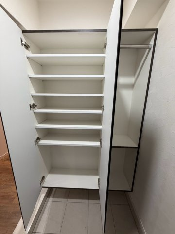 名古屋市東区主税町２丁目の賃貸マンションの収納