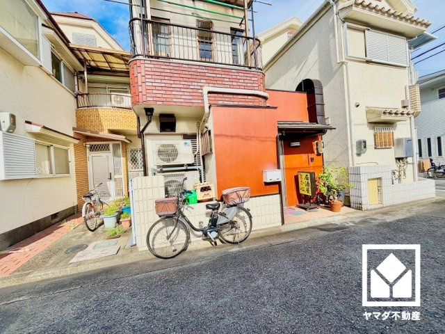 尼崎市瓦宮１丁目の外観