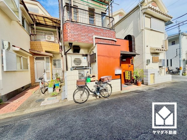 尼崎市瓦宮１丁目の外観