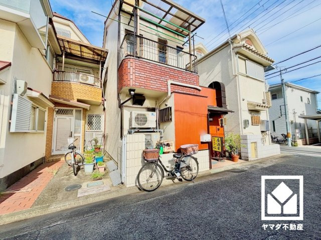 尼崎市瓦宮１丁目の外観