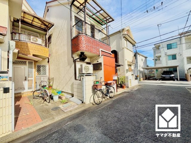 尼崎市瓦宮１丁目の外観