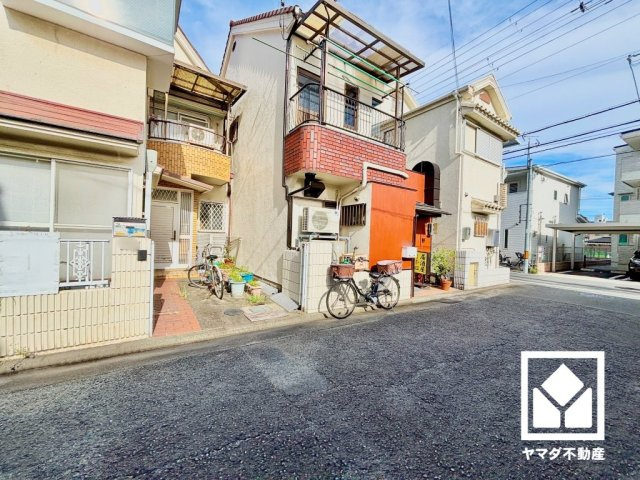 尼崎市瓦宮１丁目の外観