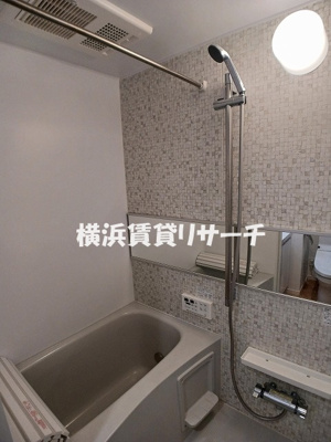 【浴室】 | ファーストシーン