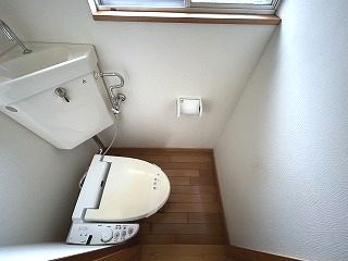 渡辺貸家のトイレ|トイレもきれいです