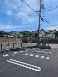 【駐車場】 | メディオ　パーロ　Ｂ