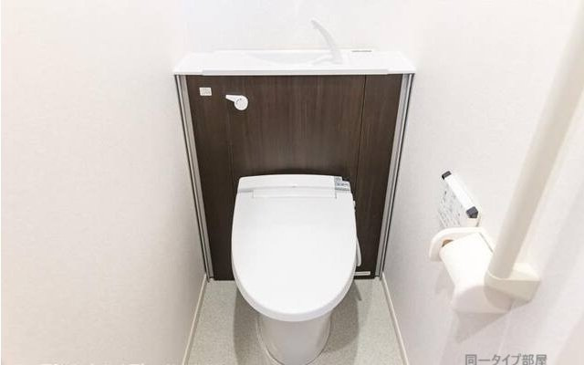 【トイレ】 | ヒカルサ四日市西浜田