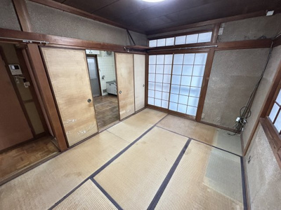 【和室】 | 甲子園町中古戸建 | 和室がひろがる居住スペース