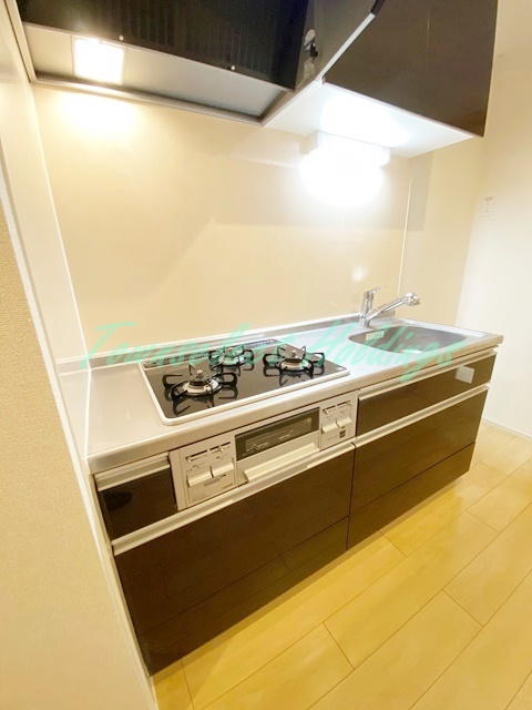 藤沢市湘南台６丁目の賃貸マンションのキッチン|広々としたキッチンです♪