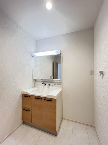 北葛城郡上牧町第1中筋出作全2棟 の洗面所|広い洗面スペース