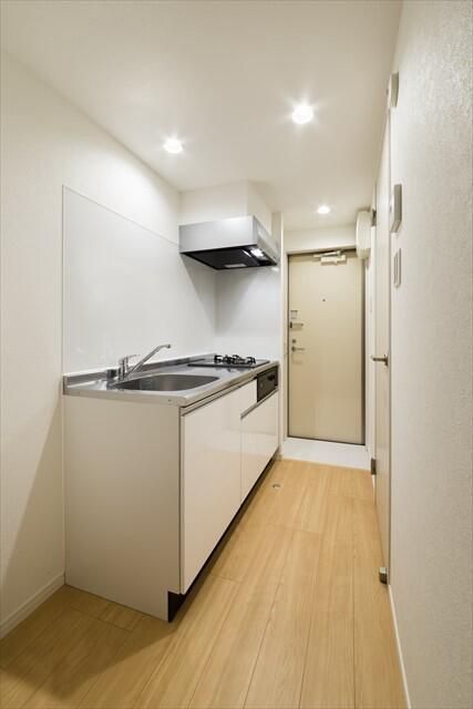 松戸市横須賀１丁目のアパートのキッチン
