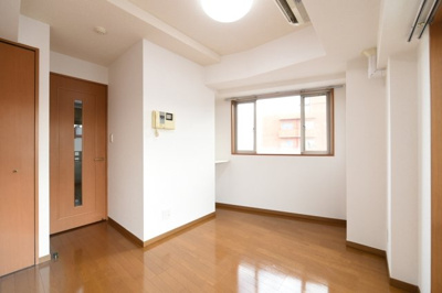 【内装】 | エクセリア旗の台