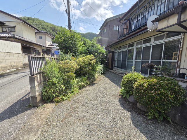 桐生市広沢町五丁目　中古住宅の庭