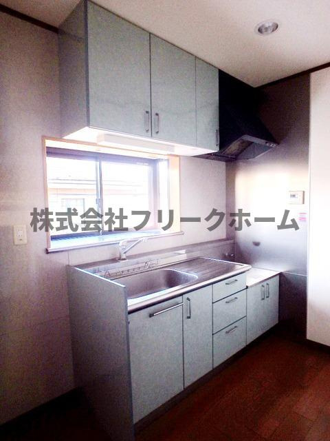 三鷹市上連雀４丁目のアパートのキッチン