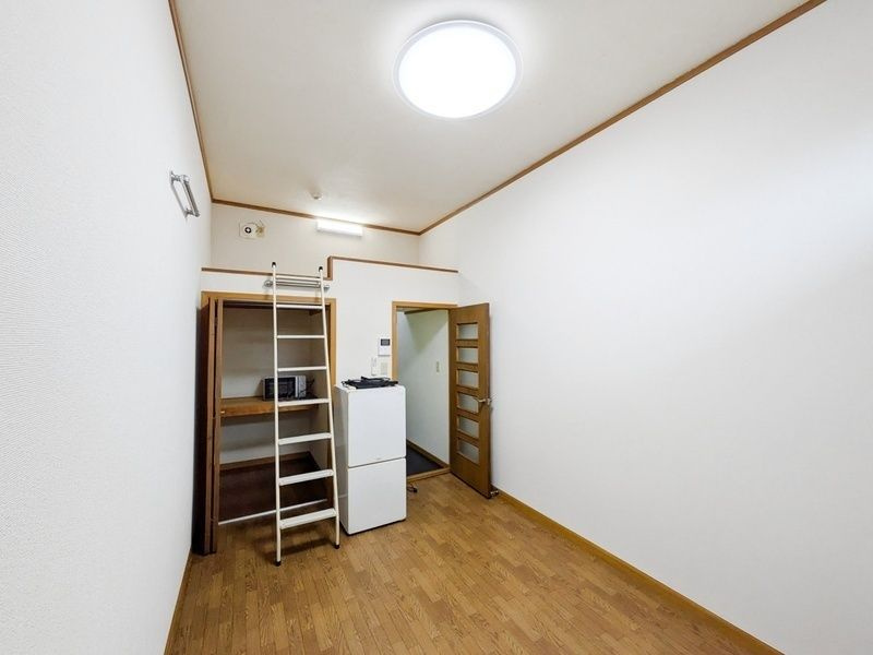 桐生市東久方町２丁目のアパートの内装