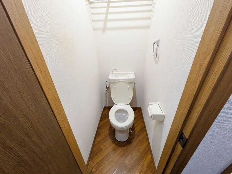 桐生市東久方町２丁目のアパートのトイレ