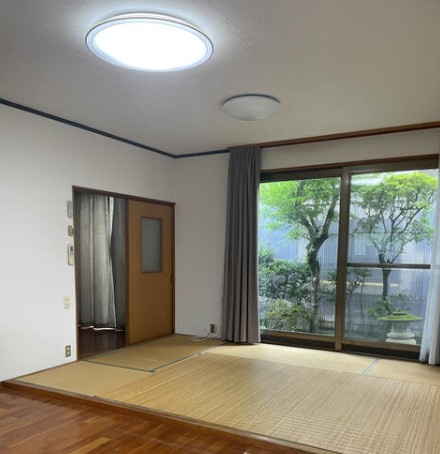 城ケ崎4丁目の洋室