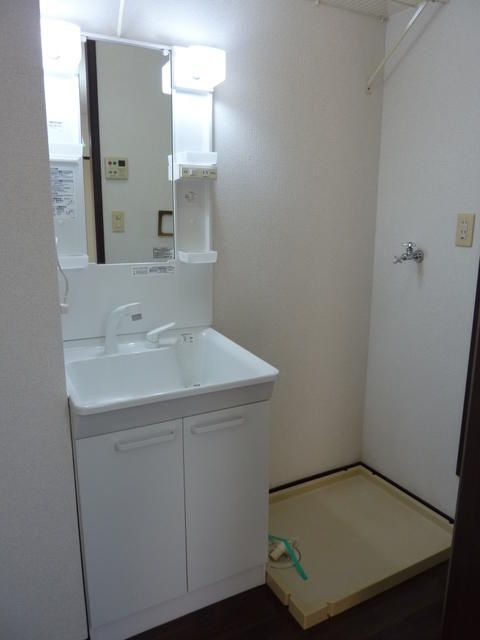 エスポワール馬渡の独立洗面台