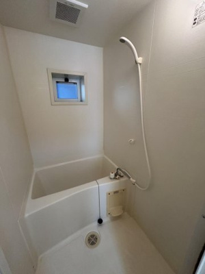 【浴室】 | リブレア津福本町Ｂ棟