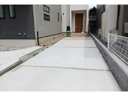 広島市南区宇品御幸３丁目のエントランス