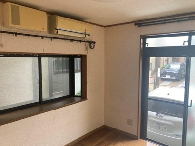 【洋室】 | 大和市福田　中古戸建 | 明るい洋室です