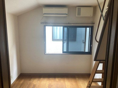 【洋室】 | 大和市福田　中古戸建 | 明るい洋室です