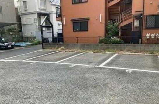 ミリアレジデンス上池袋Ⅱの駐車場