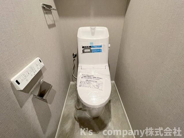 ◎茅ヶ崎市矢畑　レクセルガーデン茅ヶ崎のトイレ|淡いグレーの落ち着く雰囲気のトイレ◇