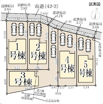 能勢電鉄妙見線の「山下駅」へ徒歩約4分でアクセスでき、通勤・通学に便利です。耐震等級3の建設住宅性能評価書を取得（建築基準法で定められた建物に必要な耐震性能の1.5倍以上の耐震性能があります）