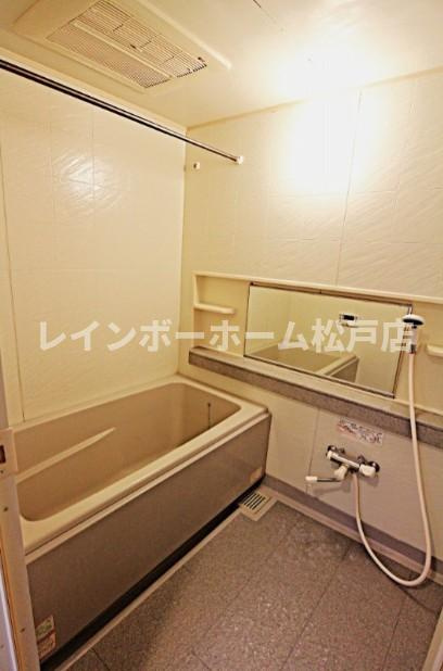 【仲介手数料：50％OFF】対象物件！の浴室