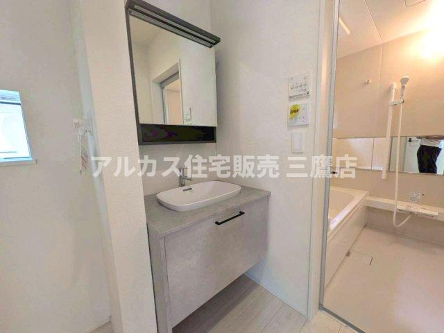 小平市仲町333　西武新宿線　小平駅　新築戸建の独立洗面台