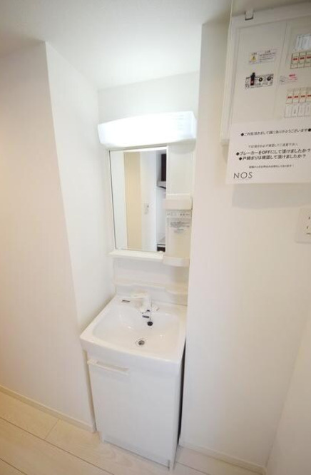葛飾区堀切５丁目のアパートの独立洗面台