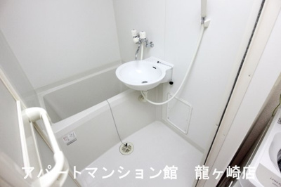 【浴室】 | レオパレスヴェルドミール