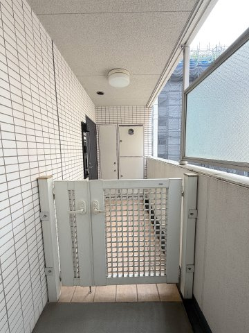 中目黒・恵比寿徒歩圏内の好立地／ジェイパーク中目黒Ⅳの玄関