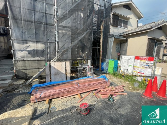 宇治市伊勢田町浮面　第1期　新築一戸建ての外観|周辺は落ち着いた街並みの住宅地！子育てがしやすい住環境です！気になることがありましたら、お気軽にお問い合わせください！
