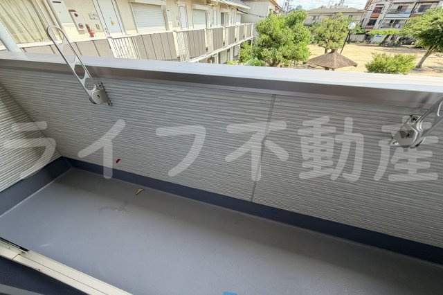 フジパレス中野公園北のバルコニー