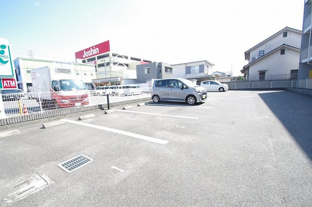 【駐車場】 | レオパレスメルツェⅣ