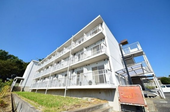 横浜市瀬谷区宮沢１丁目の賃貸マンションの外観