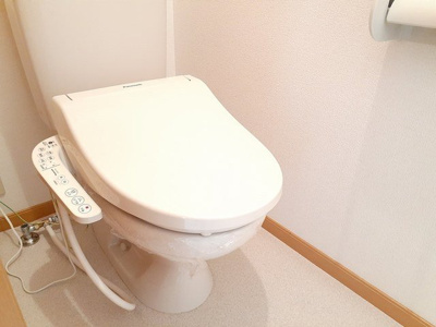 【トイレ】 | エアリー・カレント | 清潔感のあるトイレです