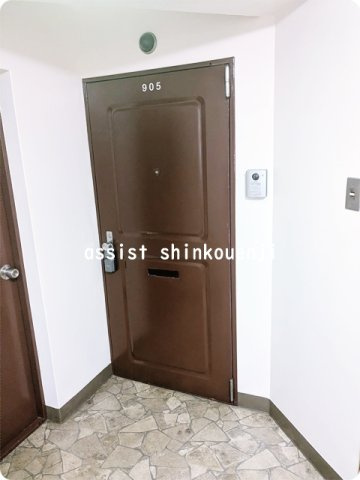 シャンボール南高円寺の玄関