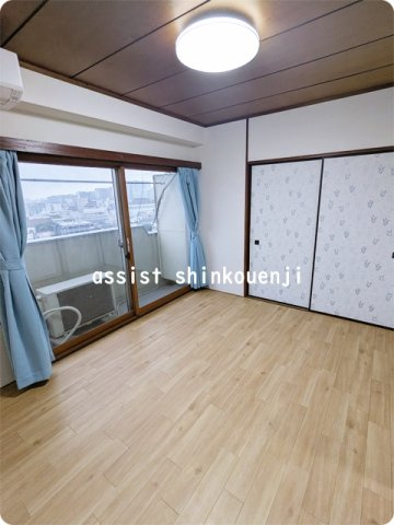 シャンボール南高円寺の洋室