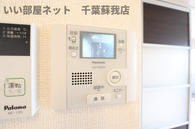 ルーチェのセキュリティ|TVモニターホン付きでセキュリティ面も安心！