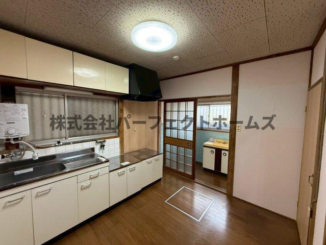 藤阪元町1丁目戸建　賃貸のキッチン|キッチンです