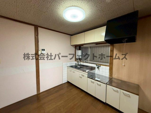 藤阪元町1丁目戸建　賃貸のキッチン|使いやすいキッチンです