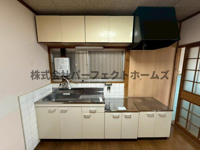 藤阪元町1丁目戸建　賃貸のキッチン|お料理しやすいキッチンです