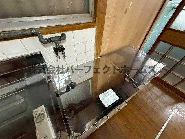 藤阪元町1丁目戸建　賃貸のキッチン|コンパクトなキッチンで掃除もラクラク