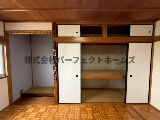 藤阪元町1丁目戸建　賃貸の収納|ちょっとした収納スペースも充実しています
