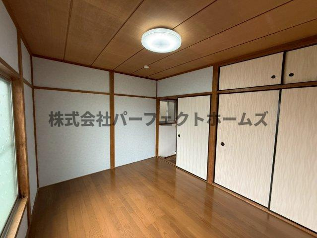 藤阪元町1丁目戸建　賃貸の洋室|洋室です