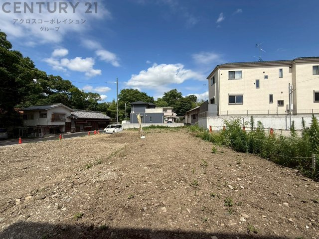 長期優良住宅の認定を受けるための8基準に加え、
耐風等級、ホルムアルデヒド対策を加えた自社基準を設け、すべての認定基準をクリア。