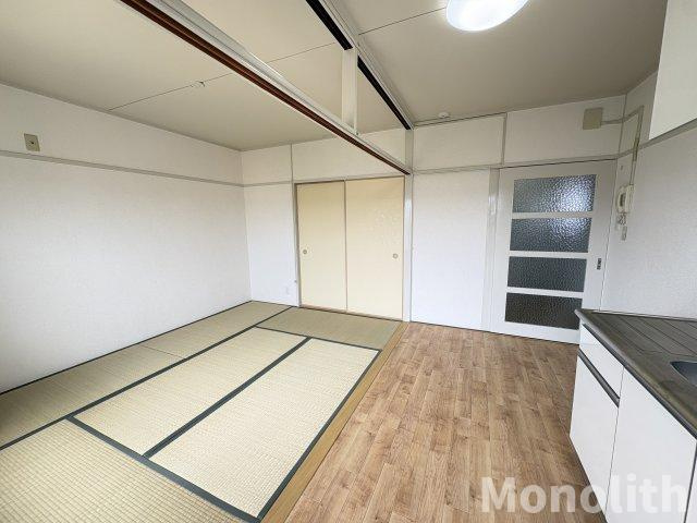 鶴山台18号棟の内装