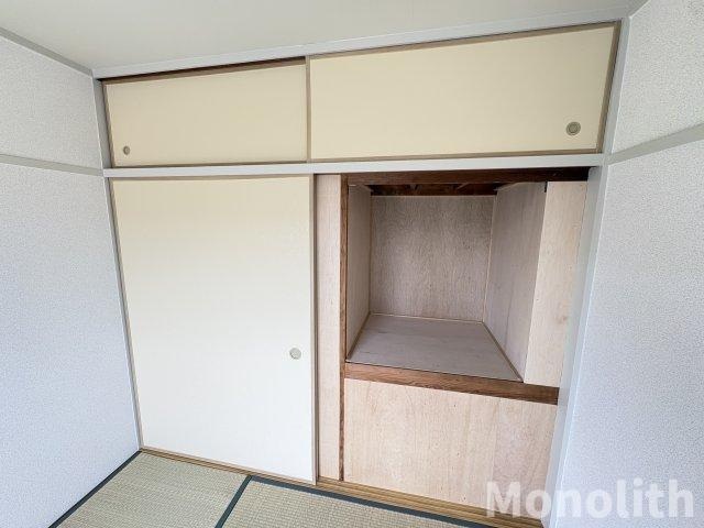 鶴山台18号棟の収納